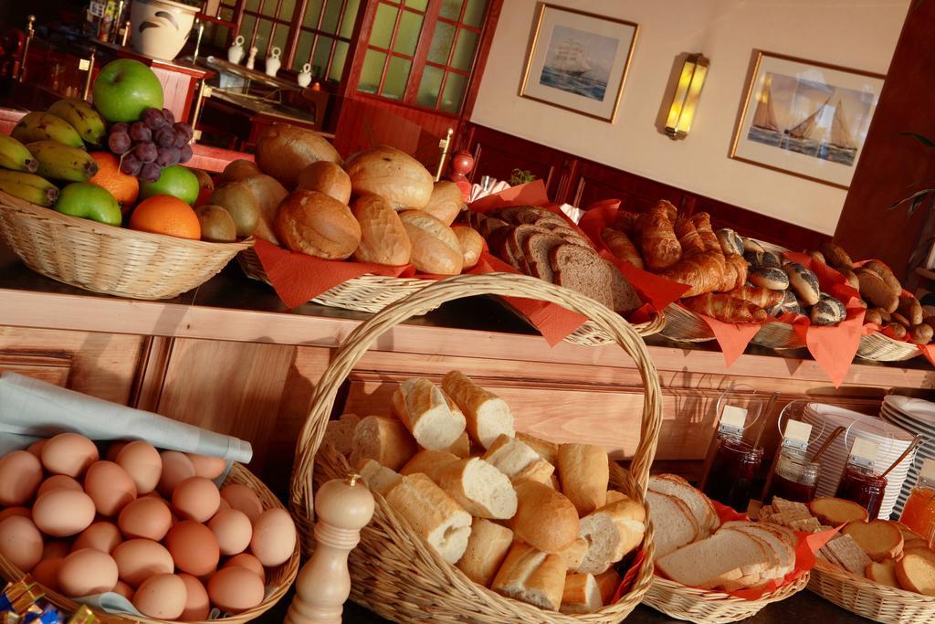 Hotel Belle Vue Vianden Luaran gambar